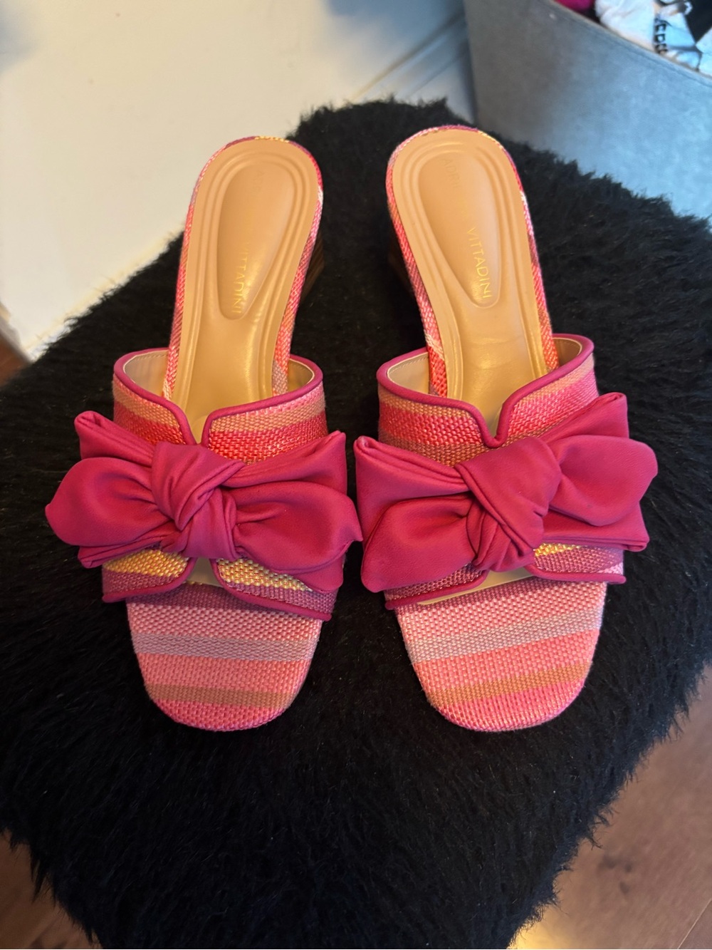 Pink Bow Slide Sandals - Women's Fashion Slides